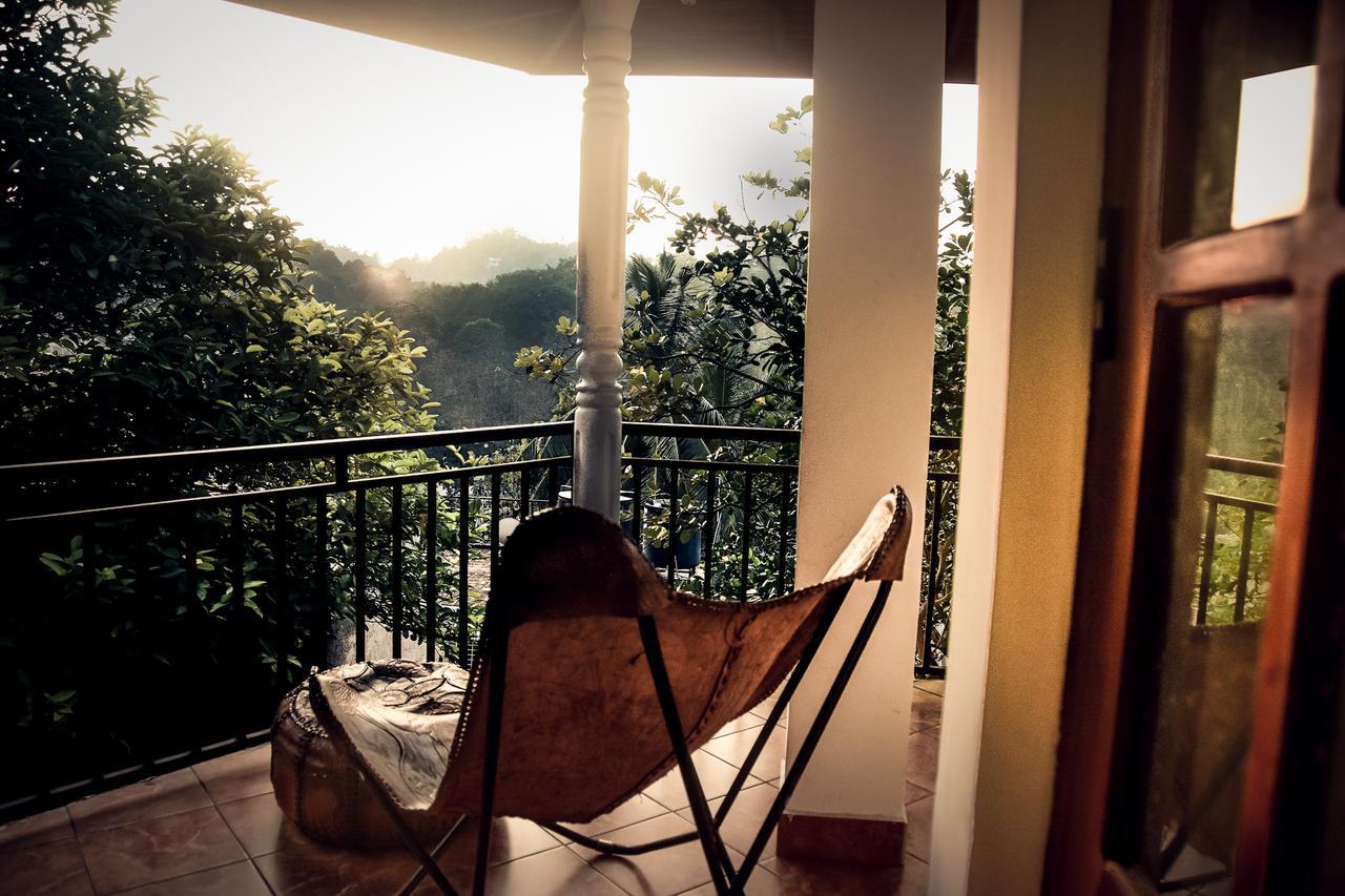 Heavens Door Guest Inn Kandy Zewnętrze zdjęcie